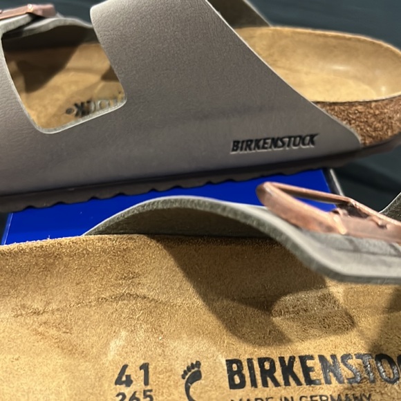 Birkenstock-Stone color/New! Size US 10 women’s/ men’s 8 - Picture 7 of 8